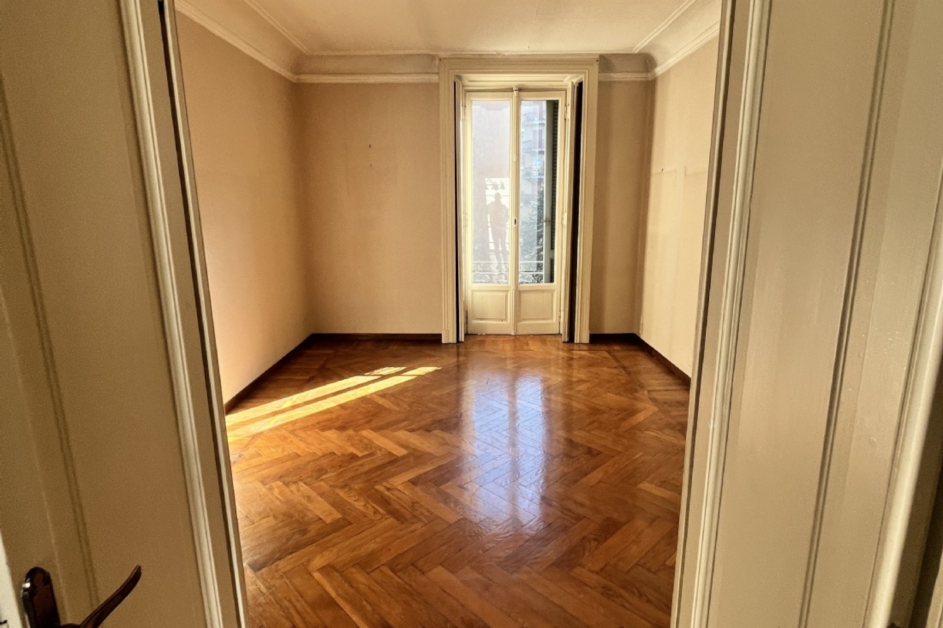 Vendita Appartamento Milano - CORSO SEMPIONE - AMPIO TRILOCALE DA RISTRUTTURARE Località Firenze -  Sempione - Piero della Francesca