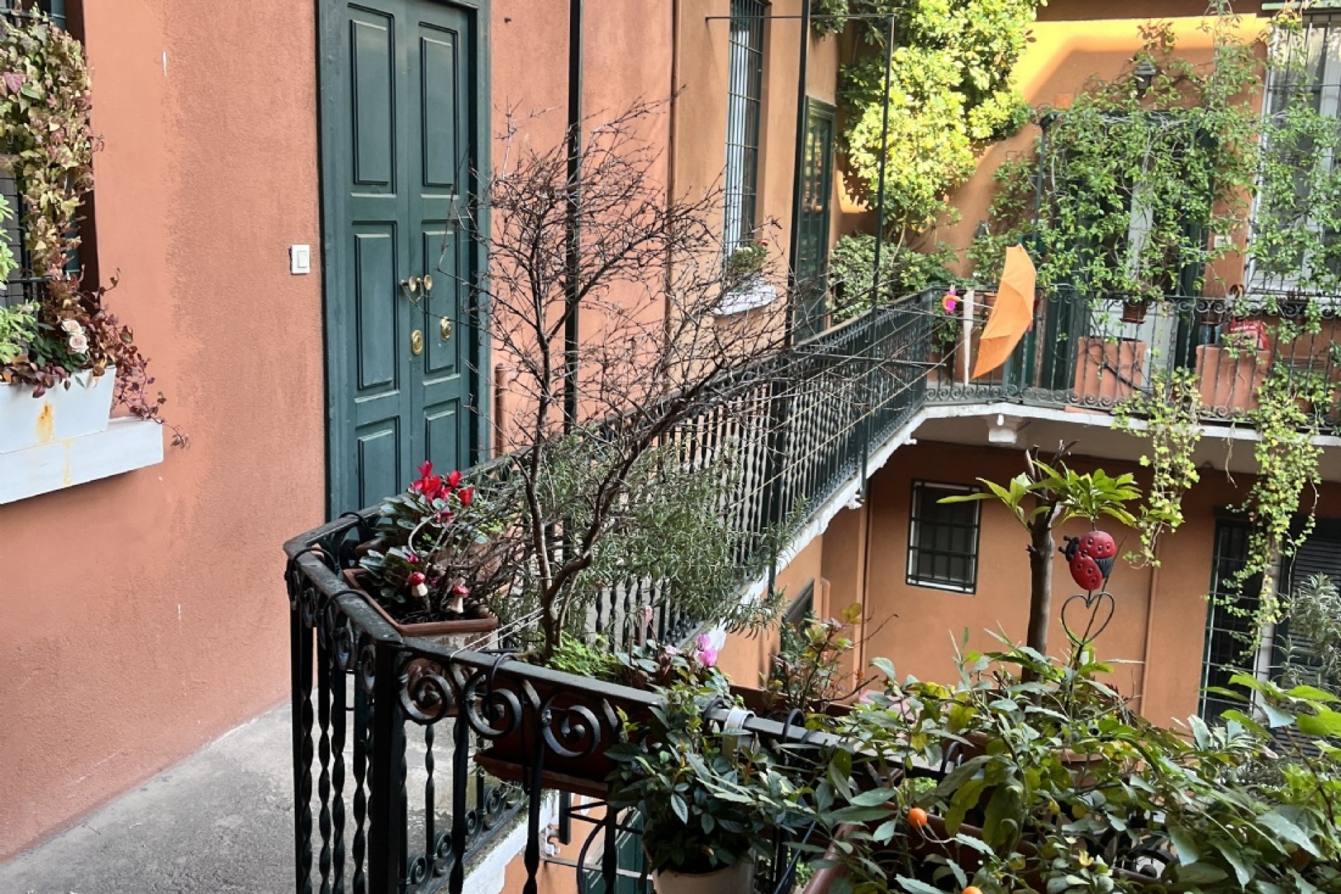 Vendita Appartamento Milano - QUARTIERE ISOLA - BILOCALE CON FINITURE DI PREGIO Località Garibaldi - Porta Nuova - Isola